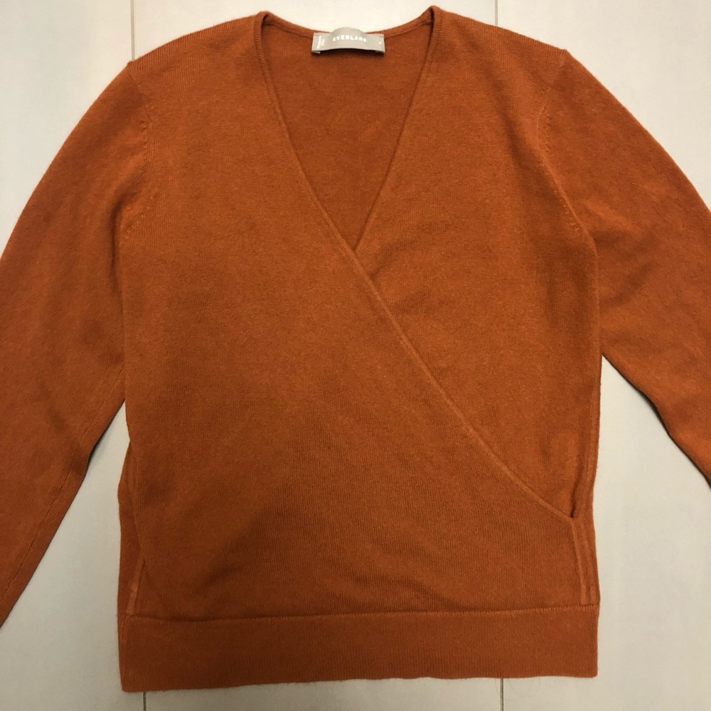 Everlane 100% cashmere pumpkin color sweater small